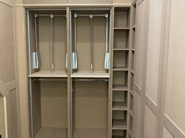 fitted-wardrobes (6)-kireth-ai